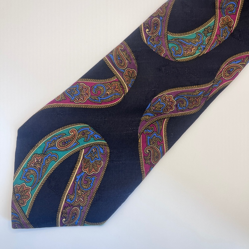 Gitman Bros Necktie Mens OS Black Paisley Silk Hand Made USA Muse's Atlanta